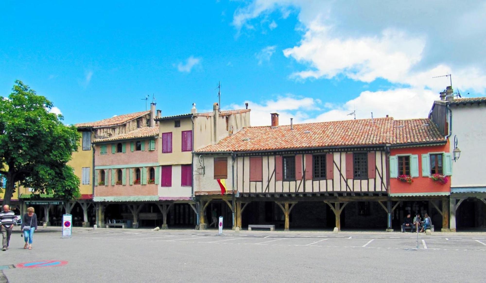 Hote Labyrinthe Sur La Place Chambres D, Hotes , Calme ,Netflix Mirepoix  Dış mekan fotoğraf