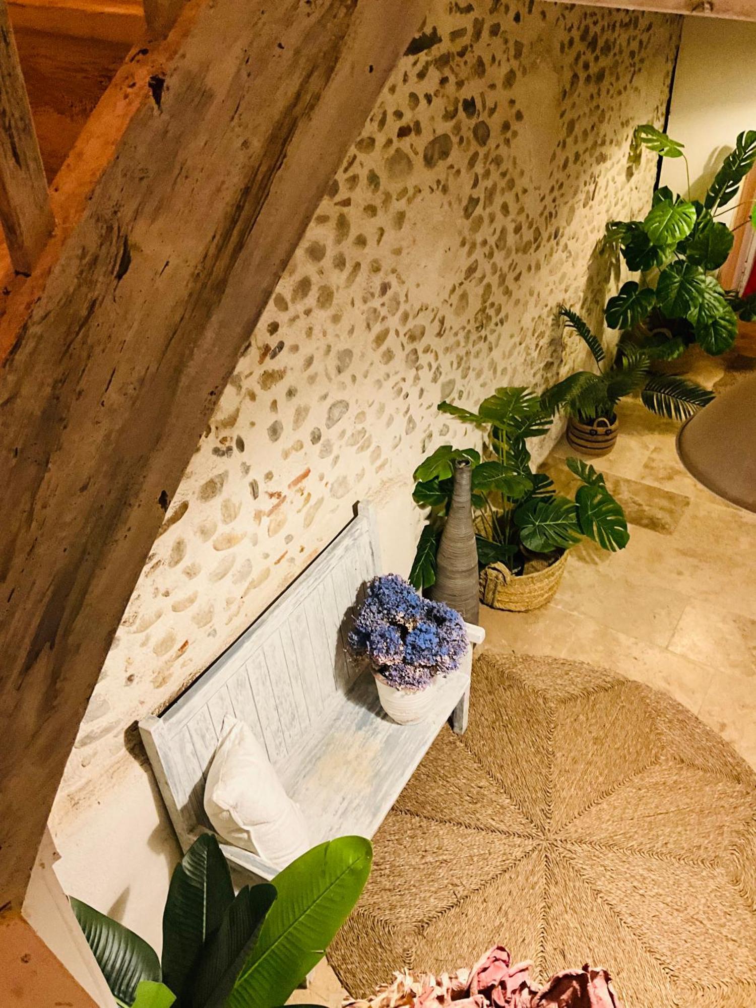 Hote Labyrinthe Sur La Place Chambres D, Hotes , Calme ,Netflix Mirepoix  Dış mekan fotoğraf