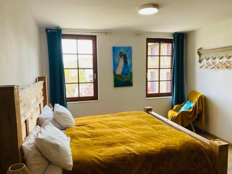 Hote Labyrinthe Sur La Place Chambres D, Hotes , Calme ,Netflix Mirepoix  Dış mekan fotoğraf