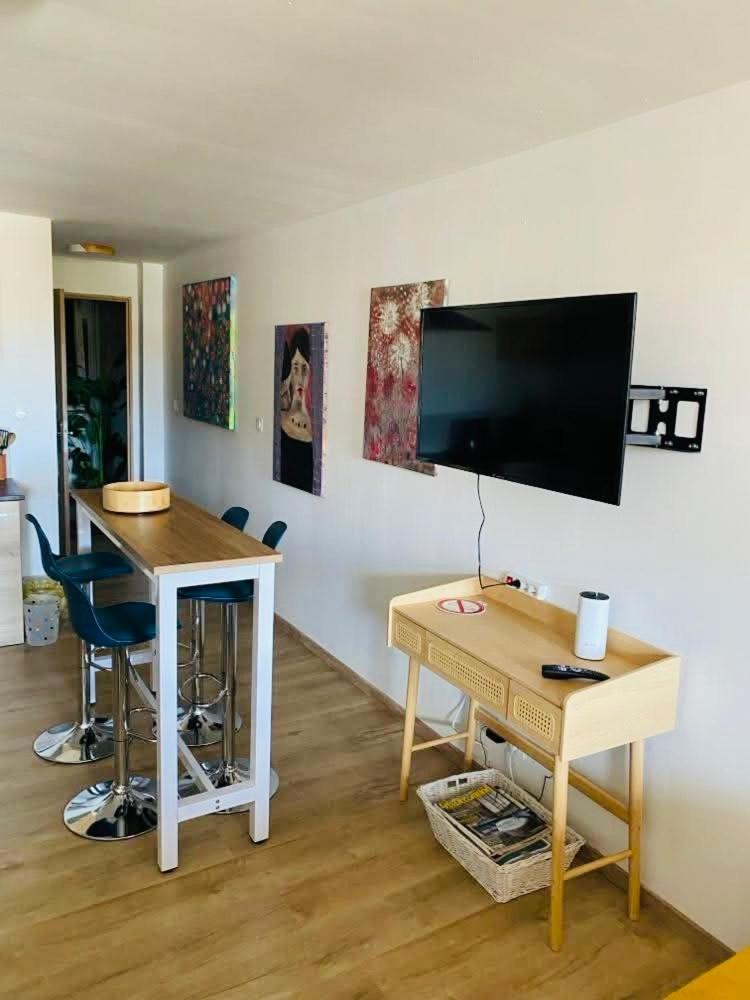 Hote Labyrinthe Sur La Place Chambres D, Hotes , Calme ,Netflix Mirepoix  Dış mekan fotoğraf